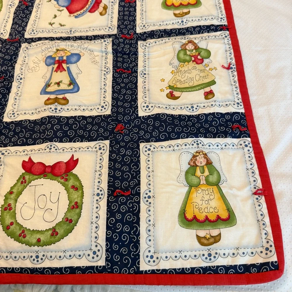 Christmas Decor Lap Blanket Quilt Small Throw Angels 33” x 32” Country Farmhouse